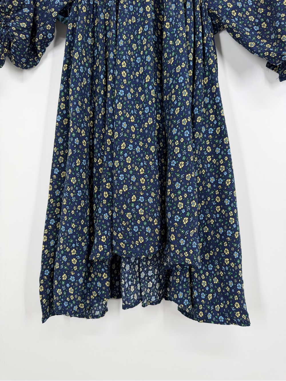 Umgee V-Neck Floral Paisley Print With Back Tie Boho Midi Dress Size Medium - Picture 2 of 6